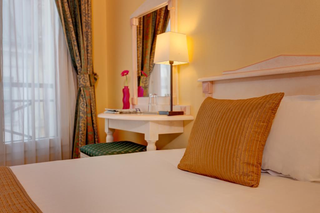 Hotel Louvre Sainte Anne Paris Bagian luar foto